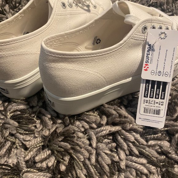 Womens Superga Low top Platform White Sneakers Size 9 - Picture 3 of 5